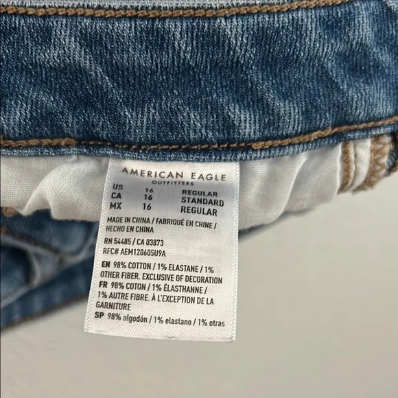 American Eagle Outfitters Blue Classic Denim Jeans - Picture 2 of 4